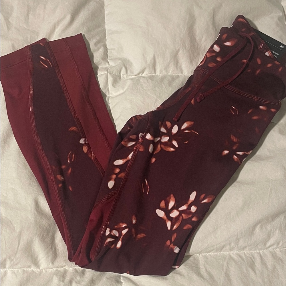 Under Armour Burgundy Leaf Pattern Leggings